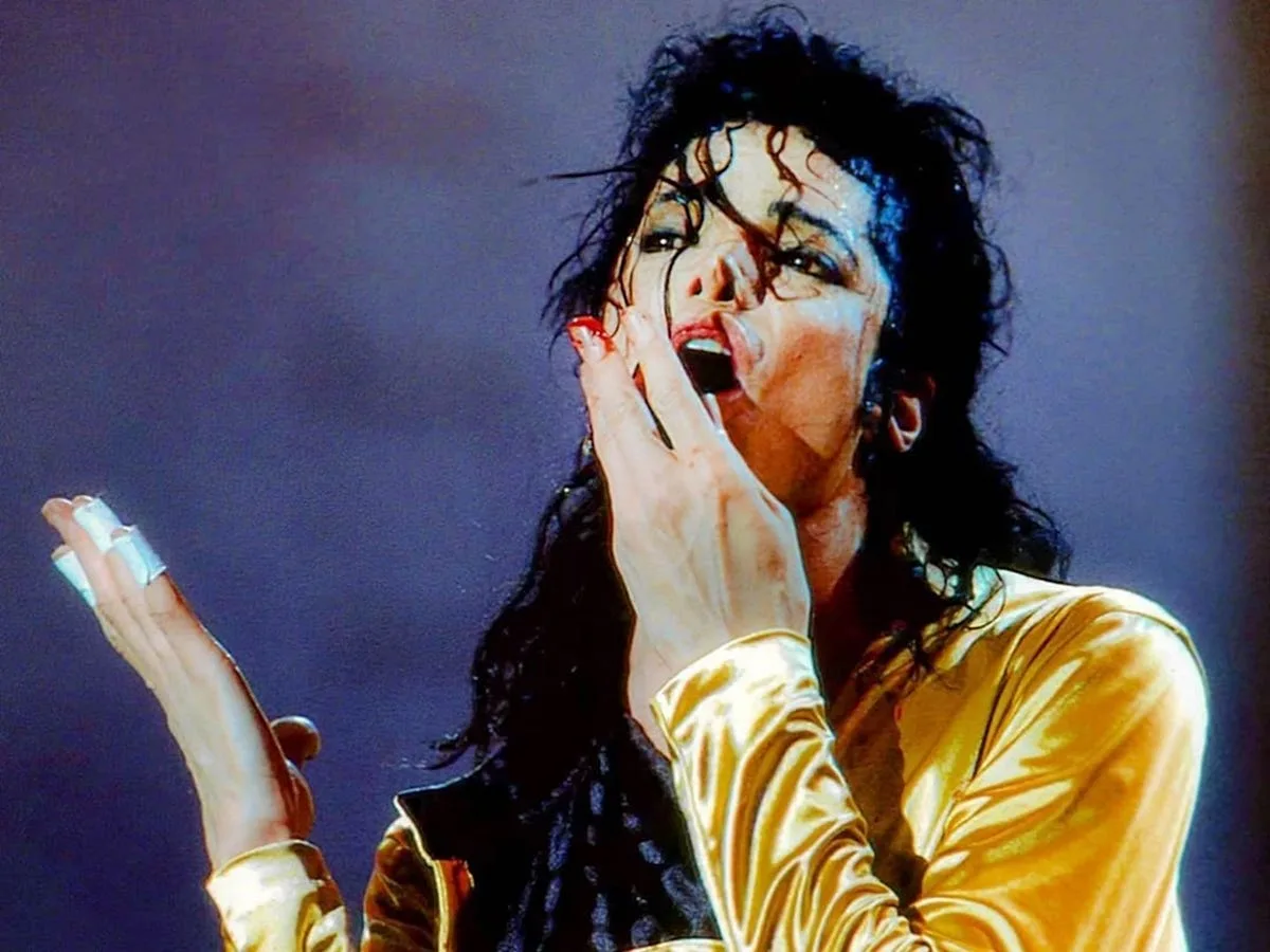 A Noite em Que Michael Jackson Deixou Sangue na Pista de Dança! | 1 4DFbN9sFyRDIGwwmQaWayA