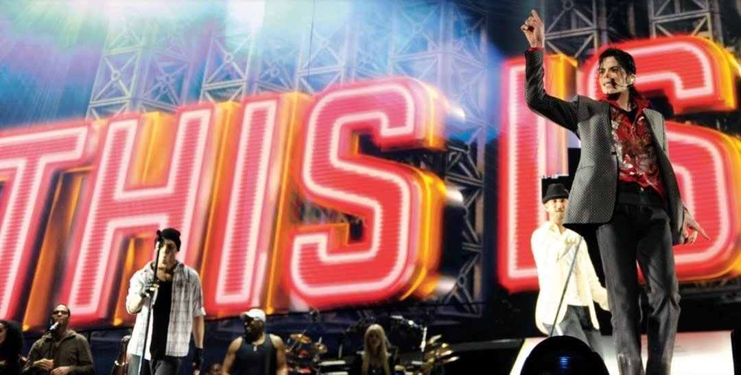 Por Dentro da Abertura de "This Is It": Luzes, Magia e Michael Jackson | FzbAb4DWIAAI pD 1