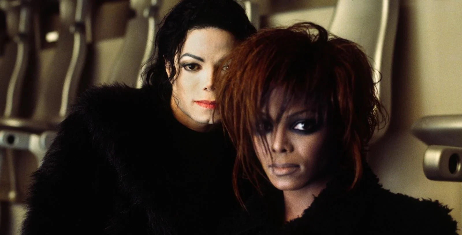 Quando Michael e Janet Jackson uniram forças em "Scream" | Irmaos Jackson no set de filmagens do curta metragem Scream 1995