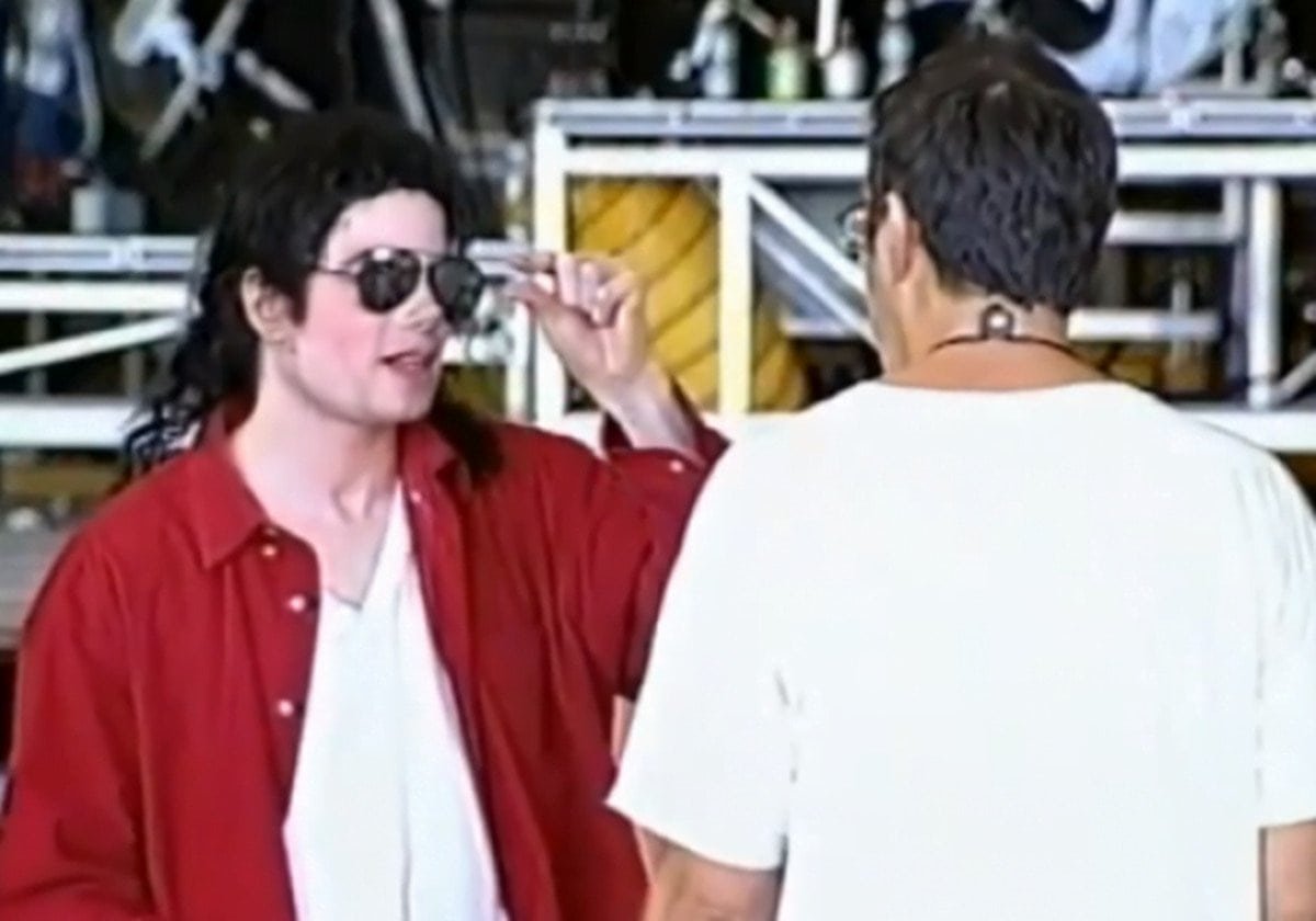 Vídeo leva o fã de Michael Jackson para os ensaios da HIStory World Tour | MJ HIStory Tour ensaios MJ Beats