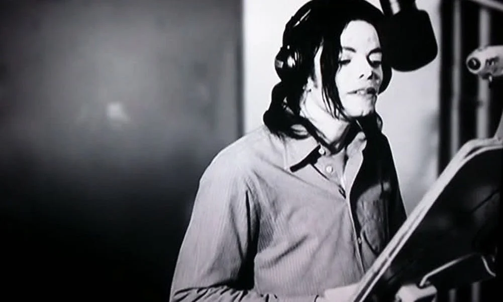 Melodias: A colaboração de Akon com o Rei do Pop Michael Jackson | MJ no estudio