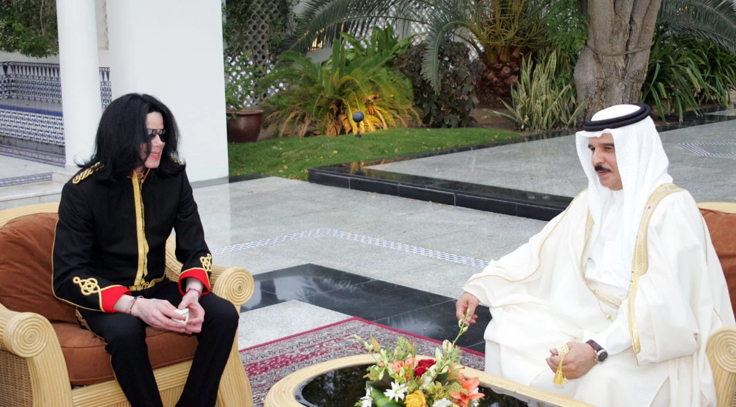 Michael Jackson encanta Dubai com sua humildade e carisma (Novembro, 2005) | Michael Jackson em Duba MJ Beats