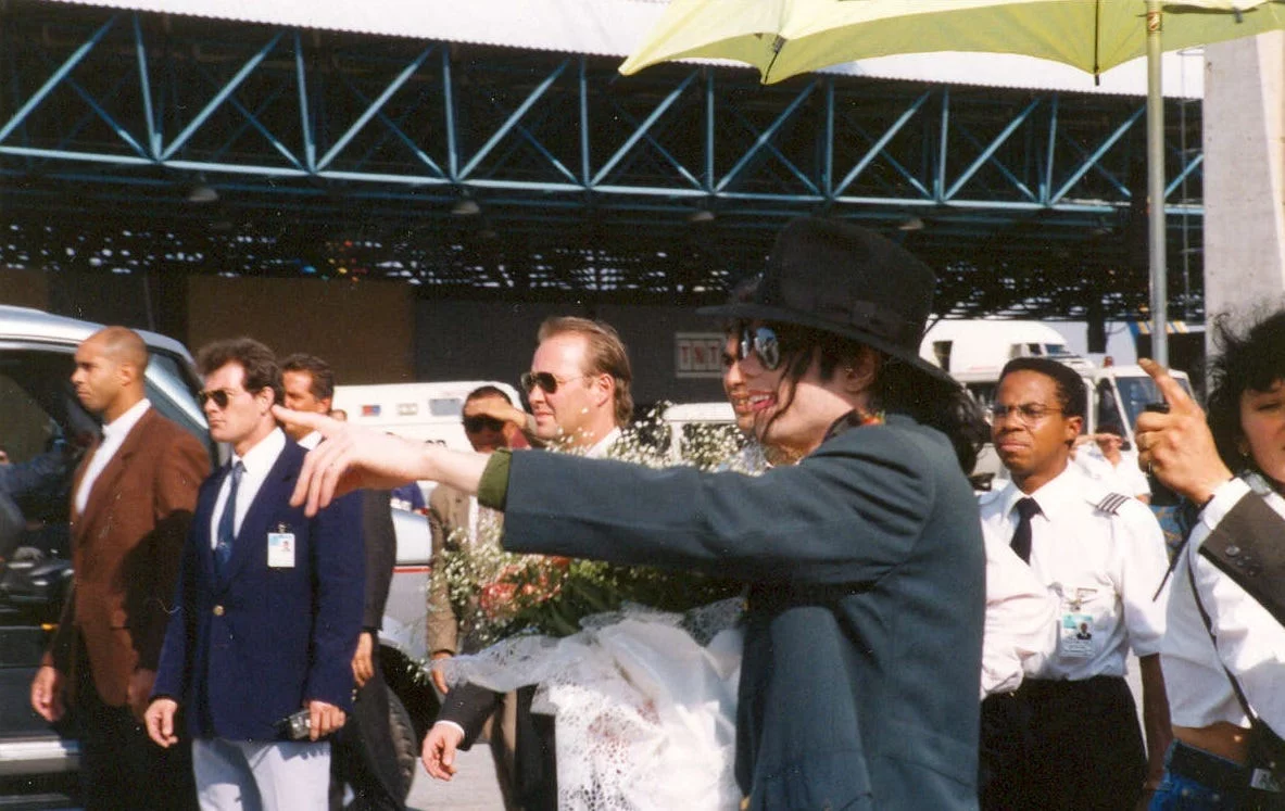 Arquivo HIStórico: Michael Jackson no Brasil! É ele mesmo! (Jornal da Tarde, Outubro 1993) | Michael Jackson no Brasil 1993