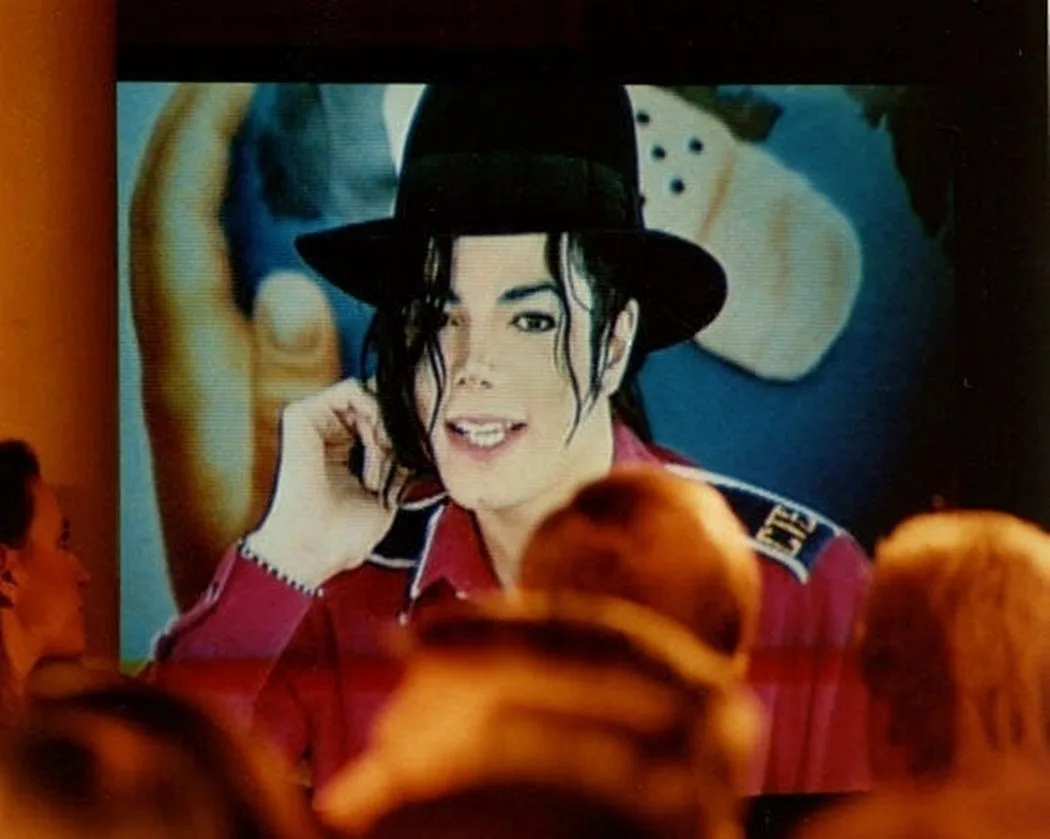 O gênio que fez a diferença além dos palcos: Michael Jackson salvou a vida de 37 mil crianças | Michael Jackson salvou a vida de 37 mil criancas
