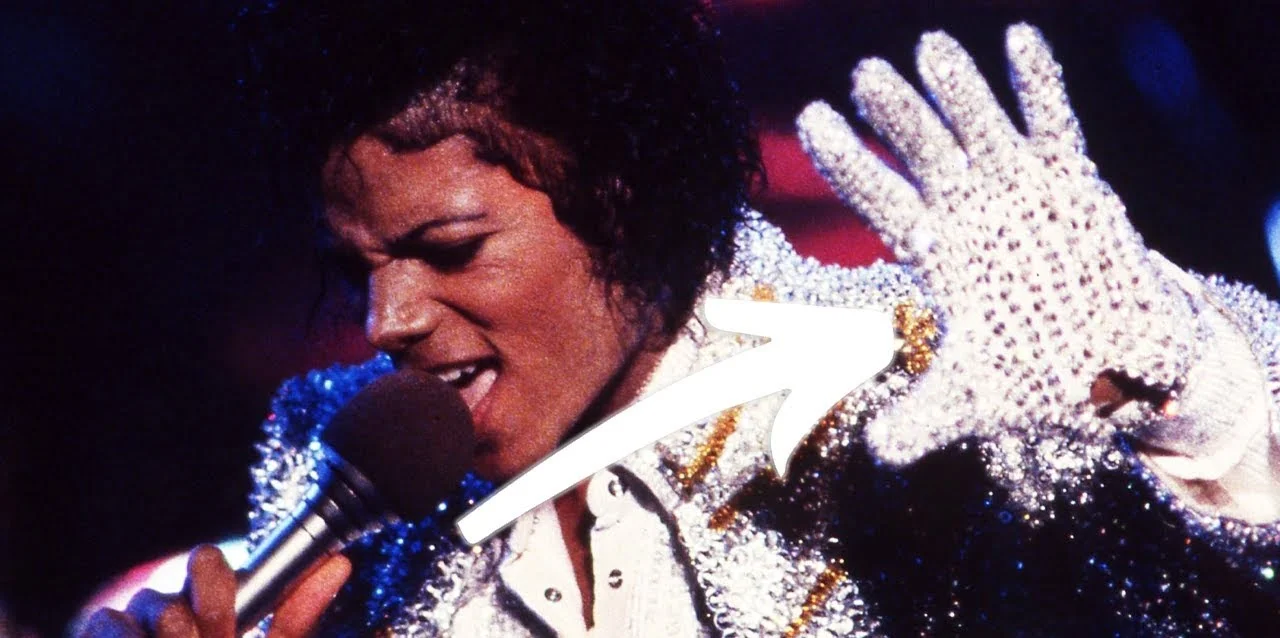 Por que Michael Jackson sempre usava uma luva? | luva Michael Jackson