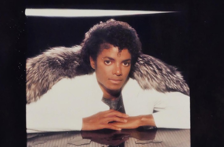 Fotos  inéditas de Michael Jackson para a capa  do álbum ”Thriller” são reveladas
