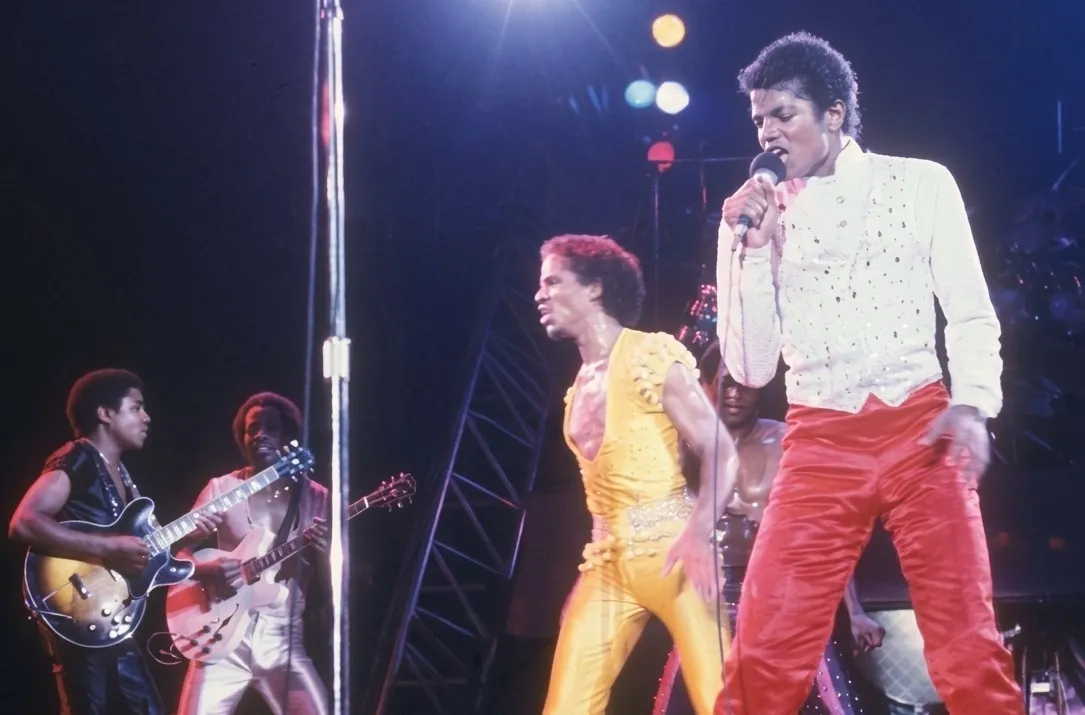 'Walk Right Now': a joia esquecida produzida por Michael Jackson | thejacksonswwr
