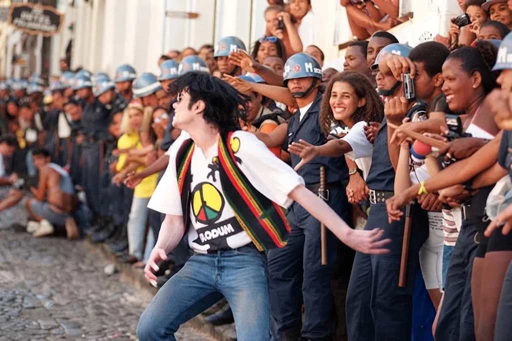 Michael Jackson emociona a Bahia em gravações de They Don’t Care About Us | mjbahia 4928 ab35 74f04b7317ed