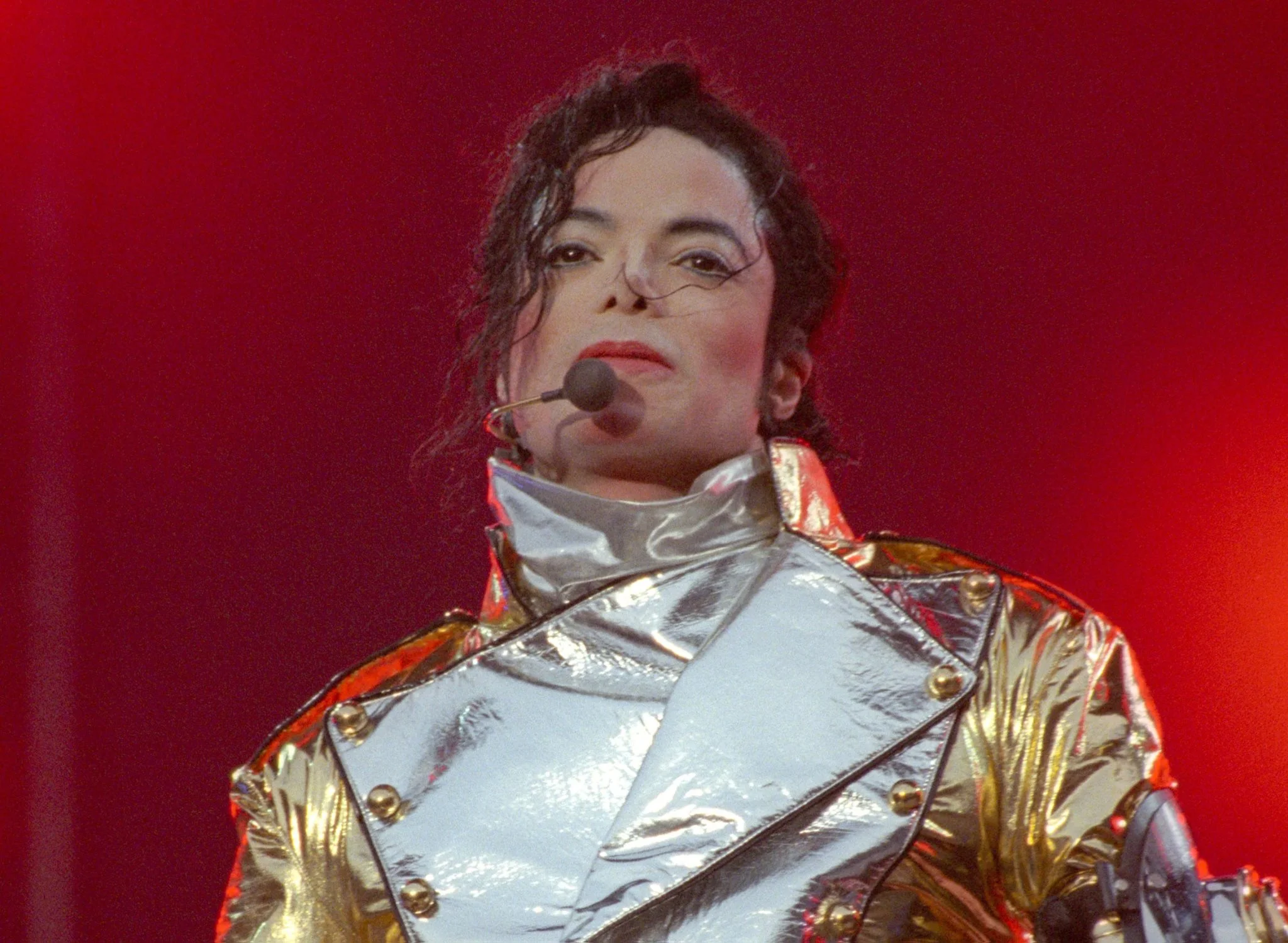 Sony Music compra metade do catálogo de Michael Jackson por US$ 1,2 bilhões | 10989383 10155584295265089 7182985286107496716 o
