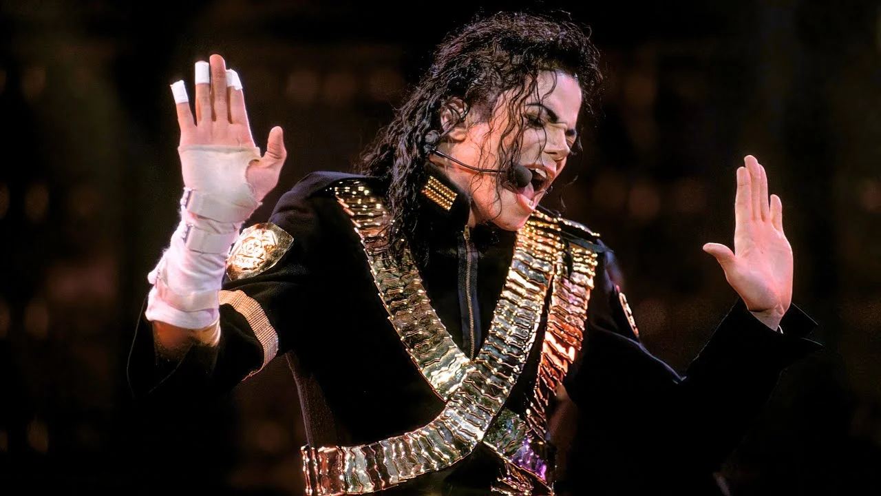Legado: Por que os videoclipes de Michael Jackson resistem à passagem do tempo? | 428457085 800378472125565 7553213293582153873 n
