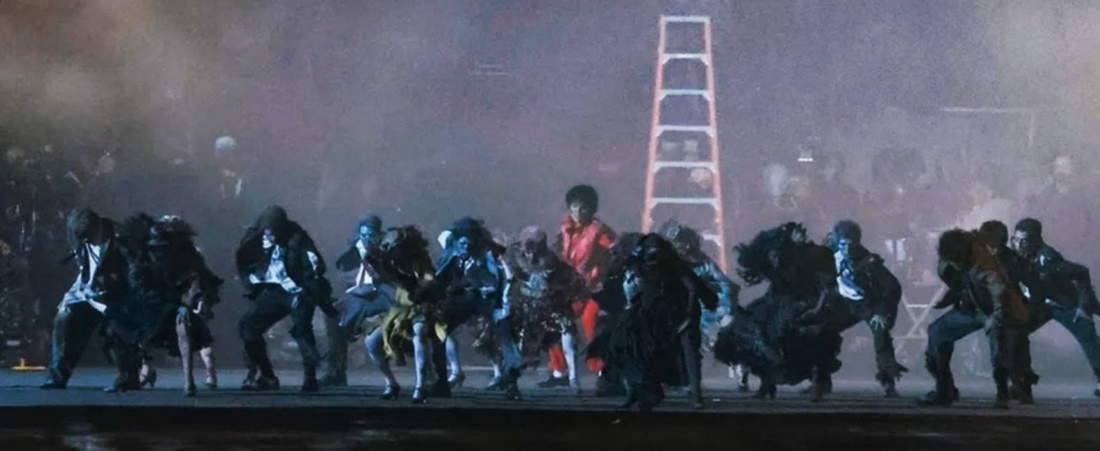 GO2cdNUXMAAsYTR-2 Michael Jackson nos Cinemas: Fotos da cinebiografia do Rei do Pop antecipam uma experiência memorável