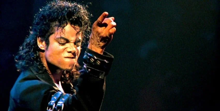 Michael Jackson: A Voz da Mudança em 'Man In The Mirror' | Man In The Mirror MJ Beats