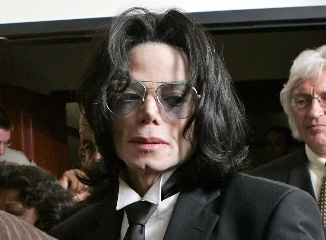 Michael Jackson e a Batalha por Justiça: Reflexões sobre Racismo e Absolvição | Snapinsta.app 353353380 252343127397851 2356452895150948035 n 1080