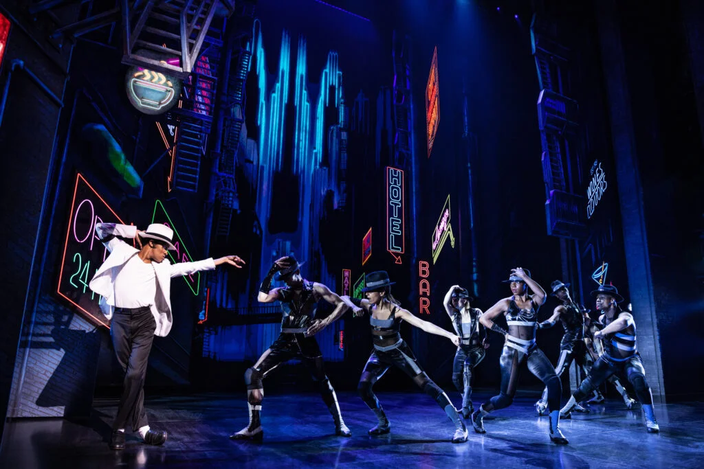 MJ: O Musical de Michael Jackson que desafia a difamação e conquista plateias em todo o mundo | dss