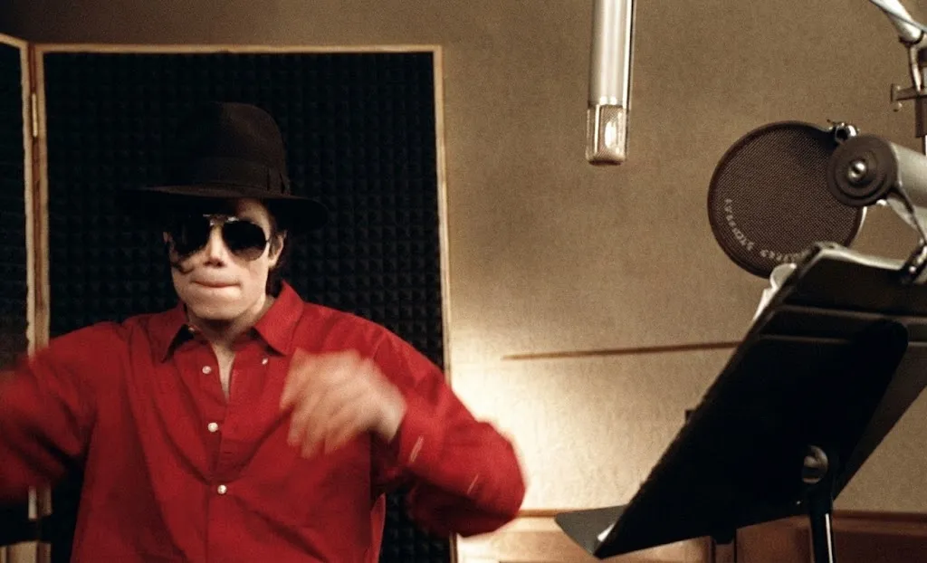 Michael Jackson: engenheiro de som de 'HIStory' fala sobre canções inéditas que ficaram fora do álbum | mjbeats HIStory 61c32696 c0a8 4e76 b760 1e87fca7c77f