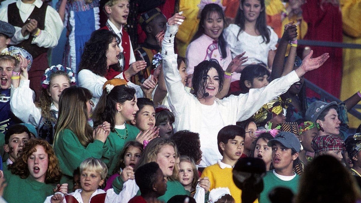 Heal The World: Quando Michael Jackson transformou o Super Bowl em um apelo pela Paz | Heal the world super bowl mj beats