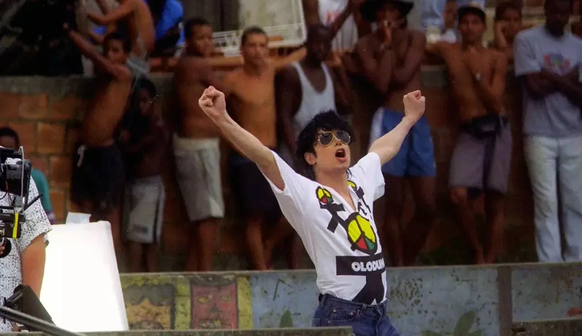 Michael Jackson: A trilha sonora do Escapismo e da Transformação | MJ beats They dont care about us rio 1996