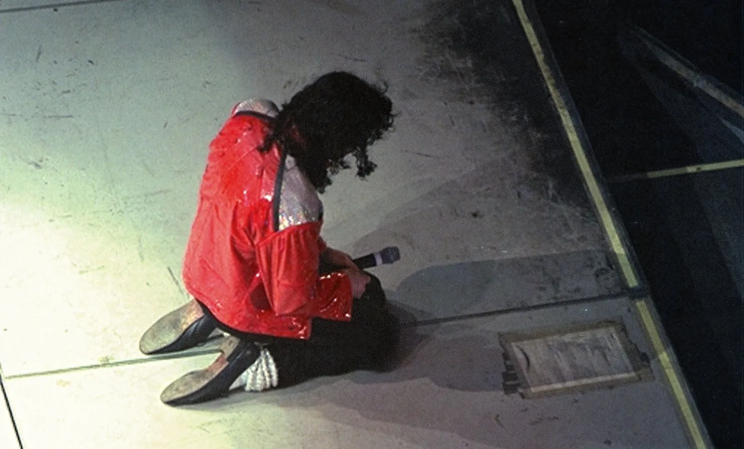 A Máquina do Ódio: Como a mídia lucra destruindo o Legado de Michael Jackson | Michael Jackson Beat It MJ Beats