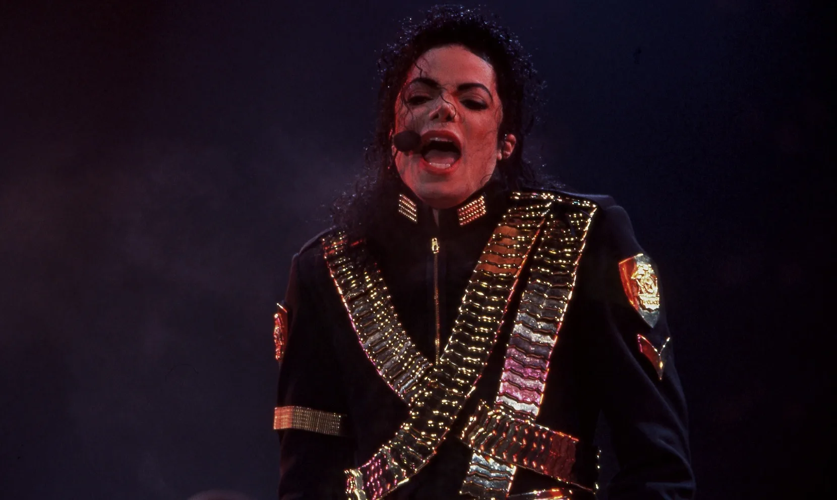 Michael Jackson: A Imortalidade de um Rei que Continua no Topo | A Imortalidade de um Rei que Continua no Topo mjbeats