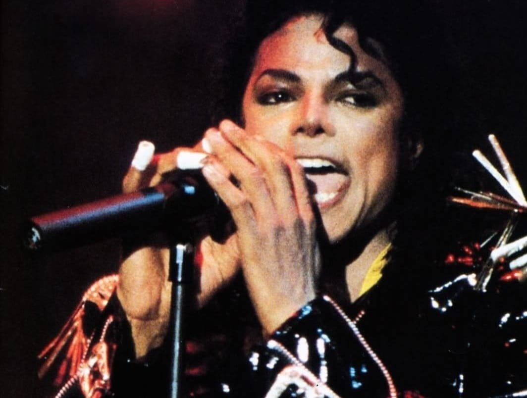 ''Faça com que seja eu, mas diferente'': A revolução visual de Michael Jackson | 1 qs5vVMhdKnJ0Cz hwPYQYA