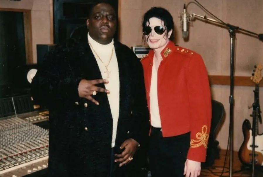 Michael Jackson e Notorious B.I.G: Quando o Rei do Pop chamou o gigante do rap para o mesmo estúdio | mjbeats.com .br Michael Jackson e Notorious B.I.G. AI