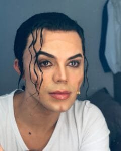 Oxa-MJ-Look-240x300 Entrevista com Oxa: do Brasil aos palcos de 'MJ - das Musical' na Alemanha