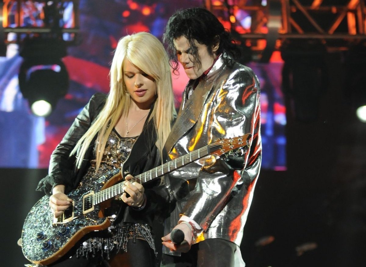 O Momento de Brilhar: Inspirado por Michael Jackson | bcb0bf6fd21d80e68c9defd794f25480