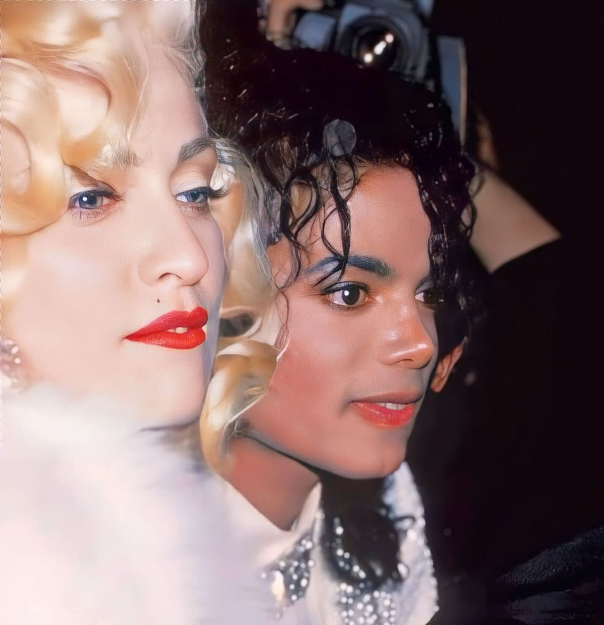 Michael Jackson e Madonna na cerimônia do Oscar de 1991.