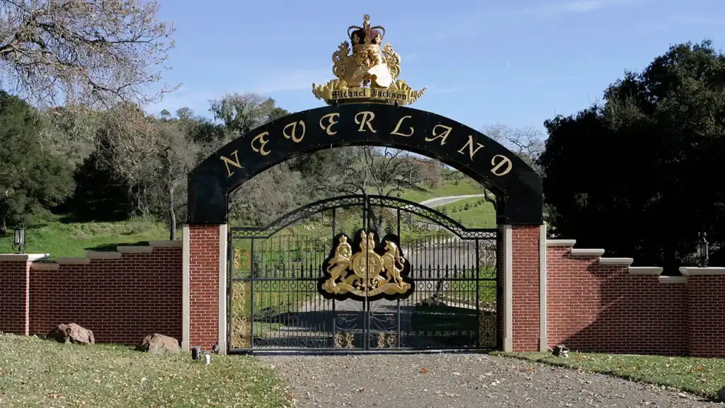 neverland_ranch-1024x577 Michael Jackson: Os significados do portão de Neverland