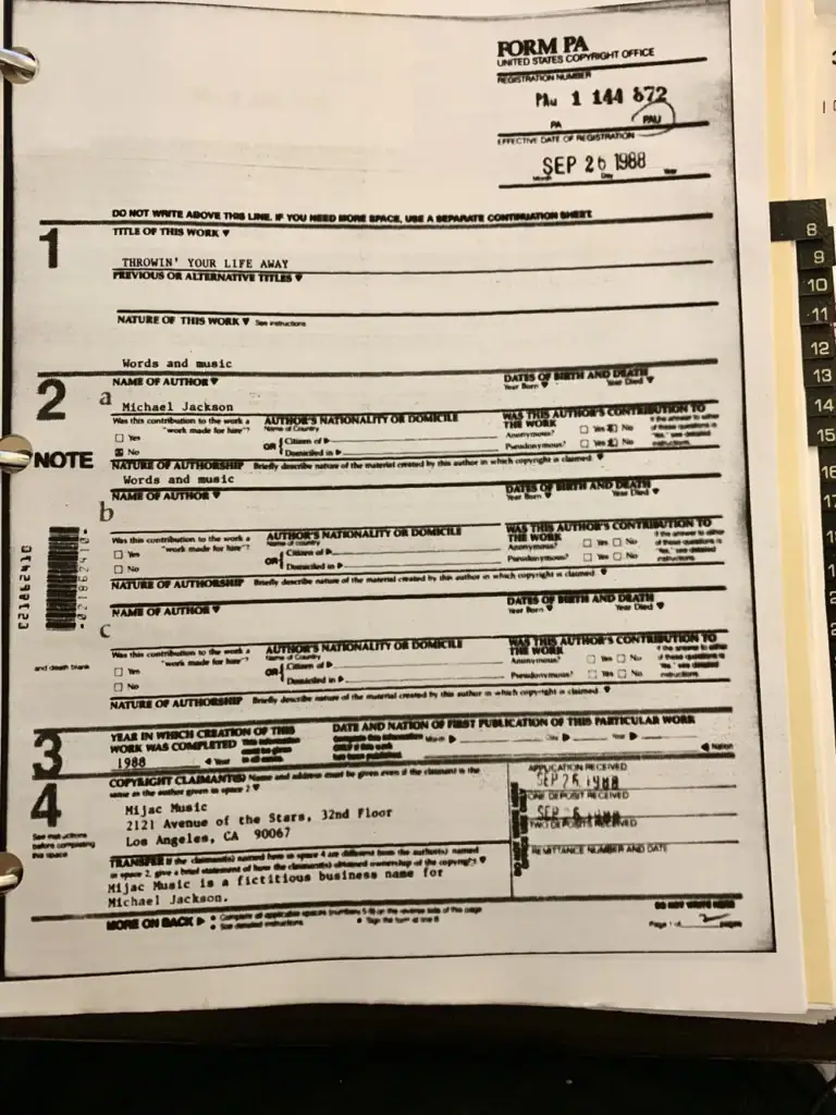 Throwing_Your_Life_Away_registration_papers-768x1024 Versão limpa de “Throwing Your Life Away” chega às redes