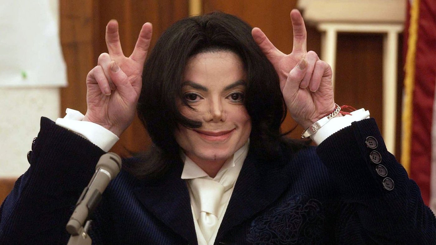 Michael Jackson testemunha na corte de Santa Maria em 03 de Dezembro de 2002.