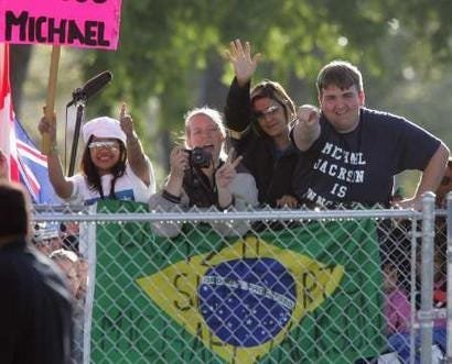 1dycMCmEDpgUsqemBIPADTA A Mensagem de Michael Jackson aos fãs do Brasil