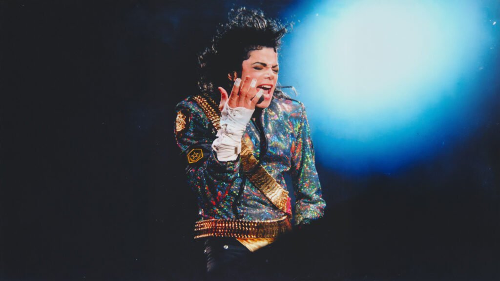 MJ-Glasgow-TooLoud-02-1024x576 Banido! “Sorry, Michael… você foi barulhento demais para Glasgow”