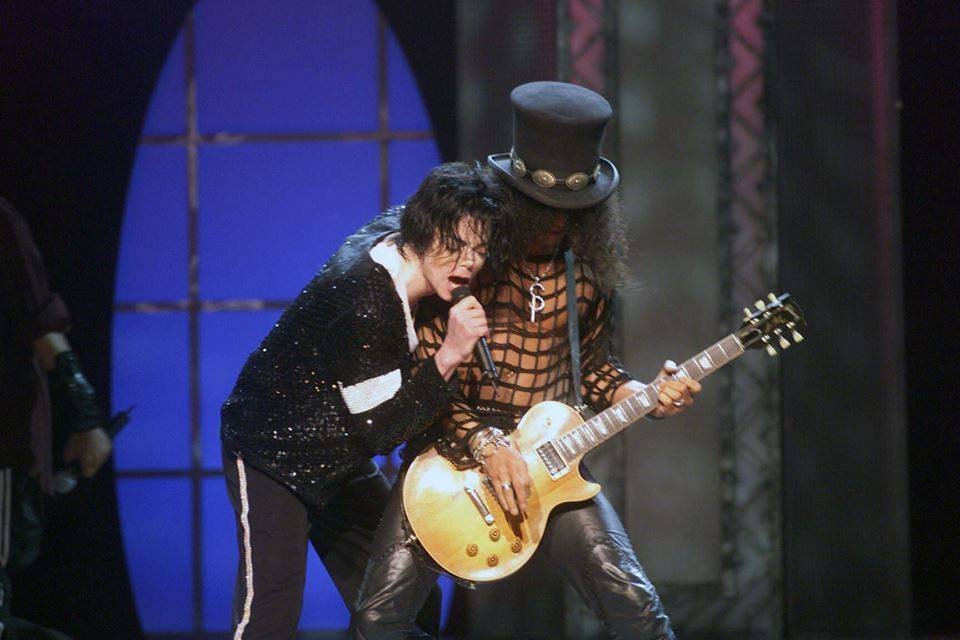 O dia em que Slash quase morreu no palco com Michael Jackson | 487207078 1088708323292577 3349295785544042027 n