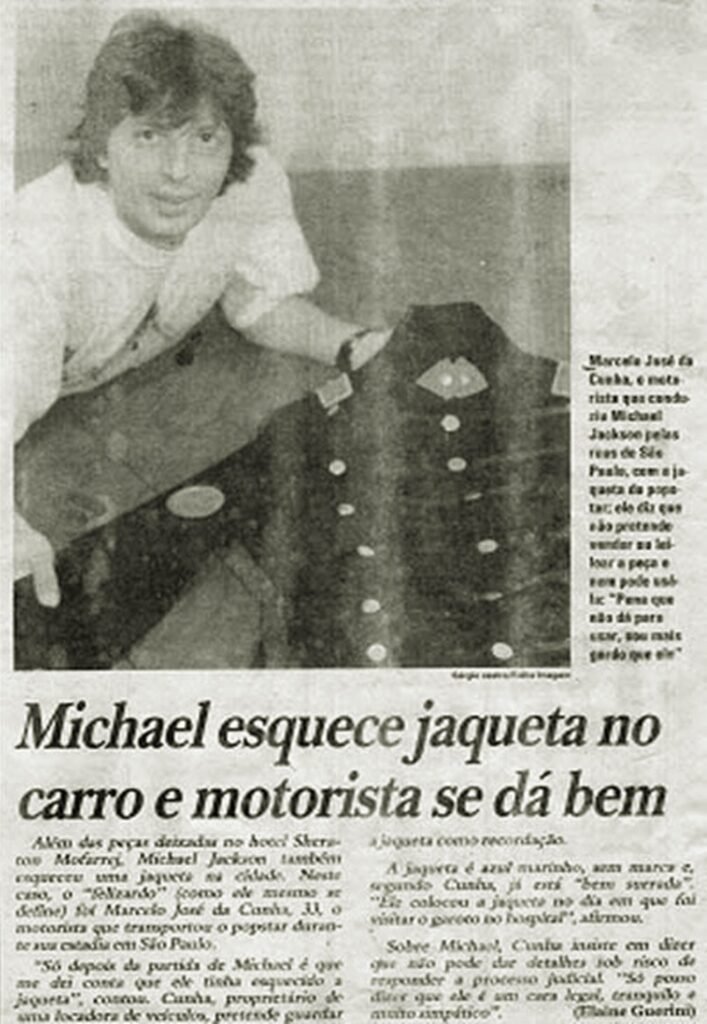 11n3ATcXeRil1UOqmpc99Fw-707x1024 Michael esquece jaqueta no carro e motorista se dá bem