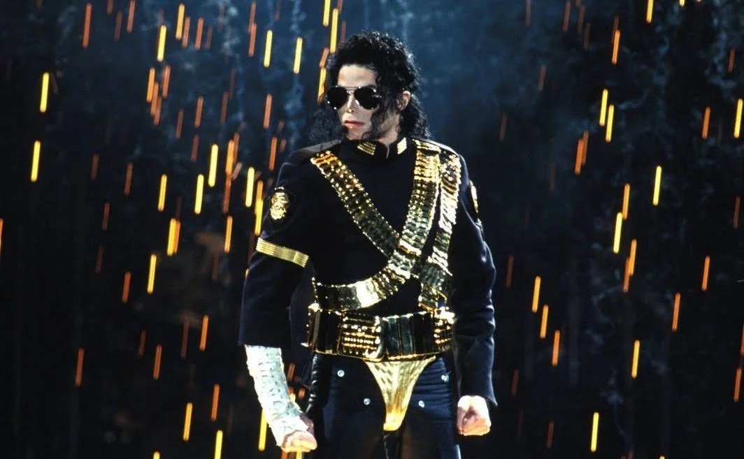 Michael Jackson no Brasil: Quando o Rei do Pop surgiu no palco e fez HIStória | 1mOdhv8esBHBpHe3 P 1UsA 1