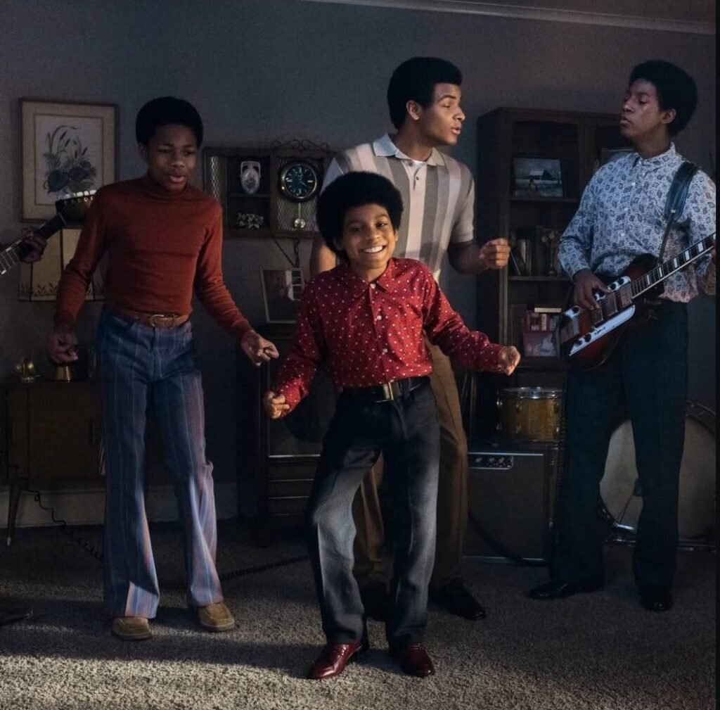 G5E4dxPXwAA3zmU-1-1024x1009 Ninguém estava preparado para isso: Teaser trailer do filme sobre Michael Jackson para a Internet