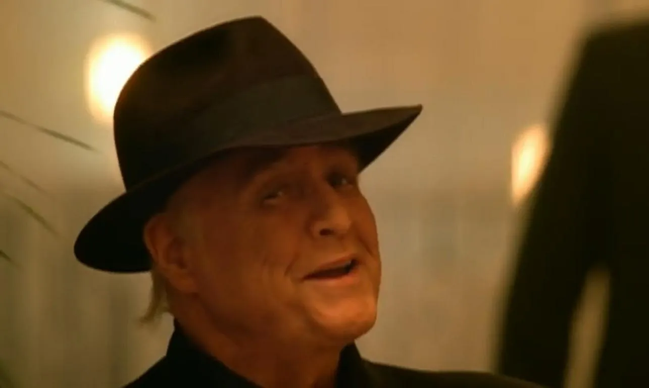 MV5BN2UzYWQ2M2YtNjRmZi00MDllLTgzOTktOGI4ZjhhM2MyMjkxXkEyXkFqcGc@._V1_ You Rock My World: uma homenagem de Michael Jackson para Marlon Brando