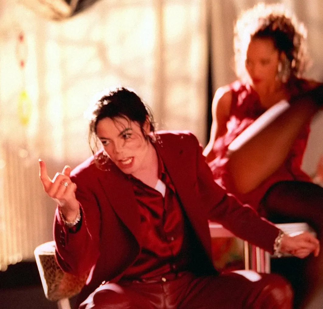 GMNm35IXEAAlNm0 Michael Jackson: do clipe ‘Blood On The Dance Floor’ para o tribunal