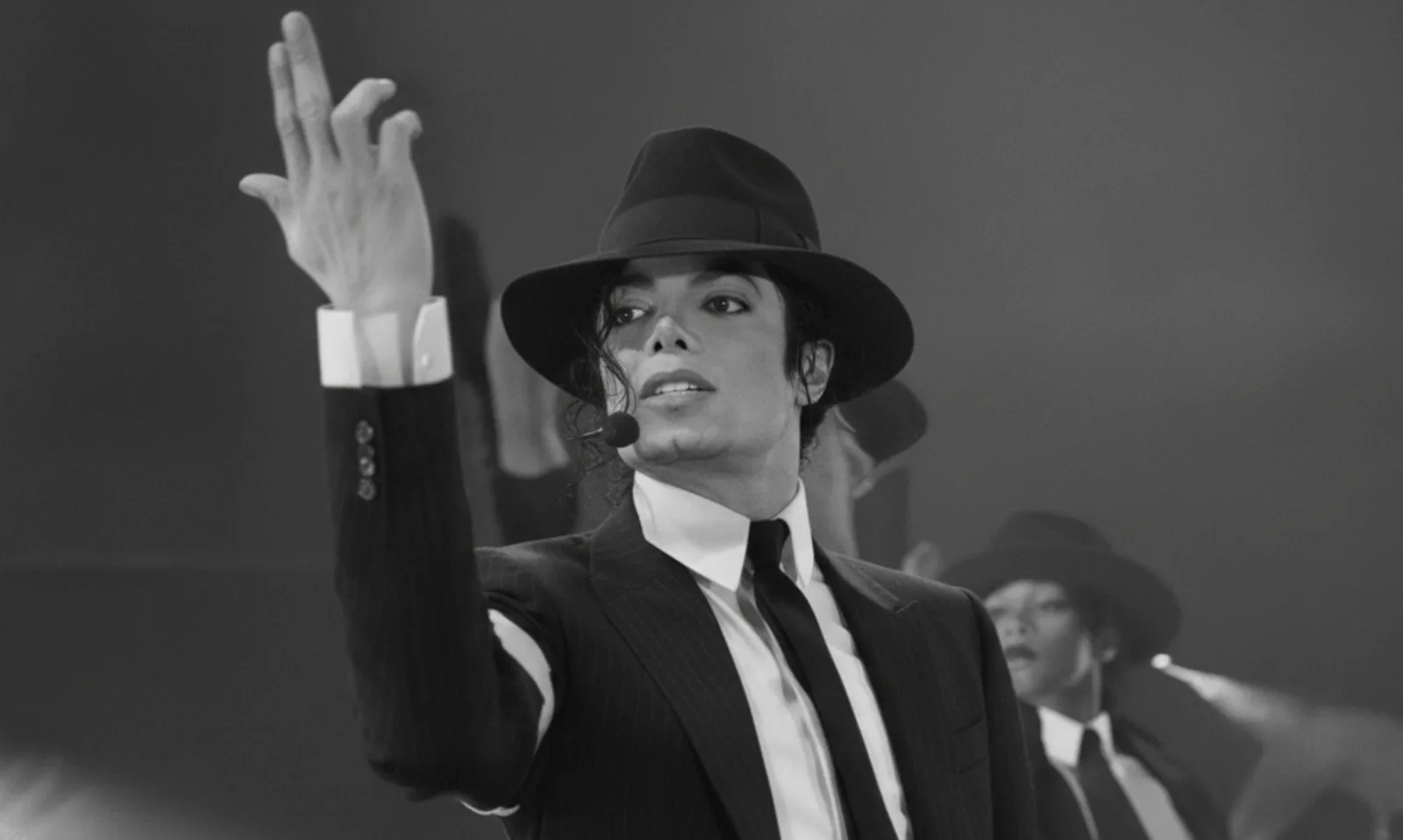 Michael Jackson em movimento: 'Dangerous' em um vídeo inédito. Veja! | Michael Jackson DANGEROUS inedito MJ BEATS scaled