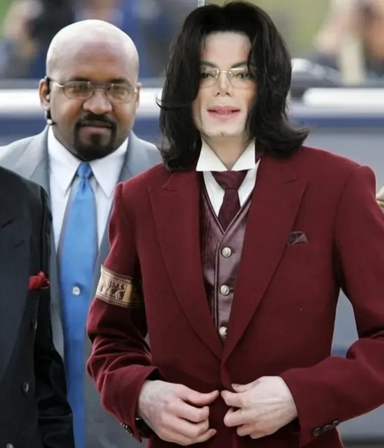 blood1-MJBEATS-scaled-2 Michael Jackson: do clipe ‘Blood On The Dance Floor’ para o tribunal