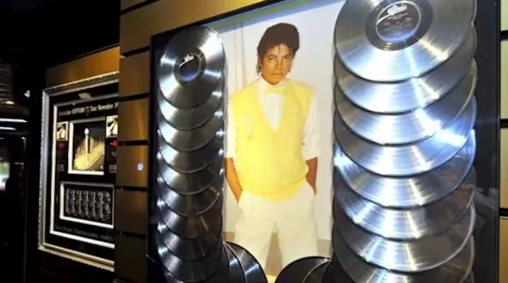 Antes do streaming, existiu 'Thriller' em escala industrial | da8938a6ab918b8a89bb08cb41db87f7