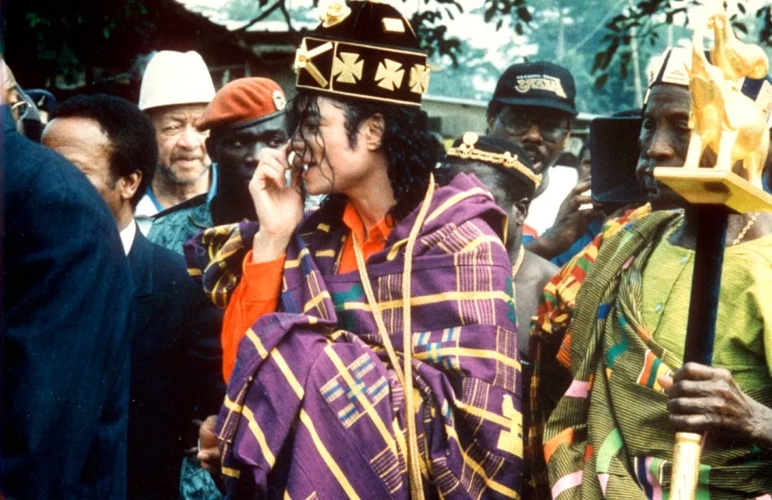 image-6 Há 34 anos, Michael Jackson foi coroado Rei na Costa do Marfim.