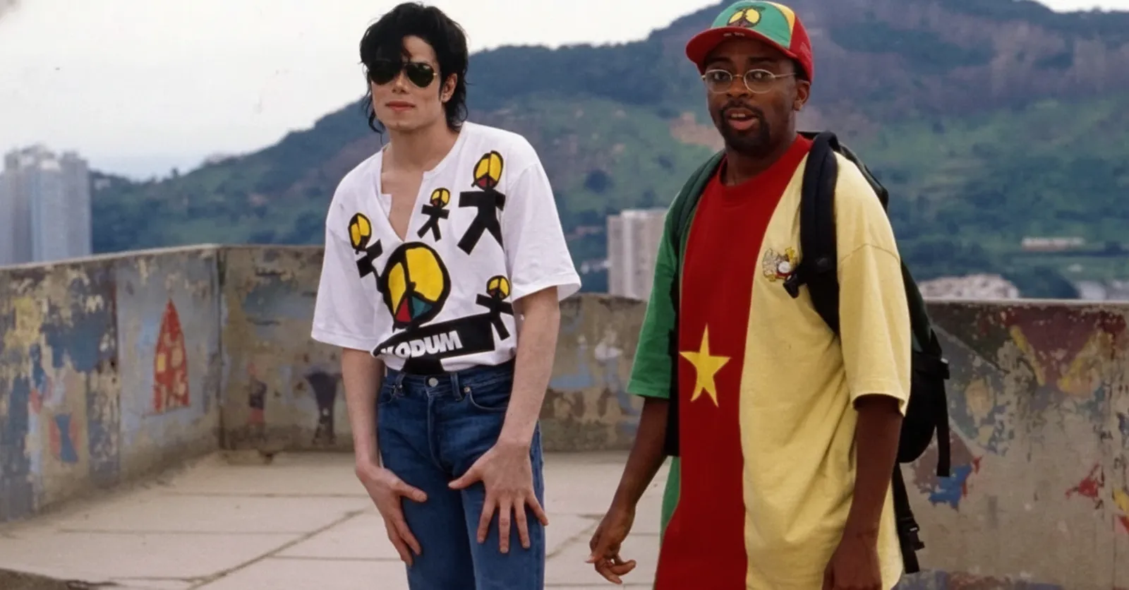 Spike Lee cobra artistas e relembra quando Michael Jackson não se calou | mjbeats.com .br Michael Jackson e Spike Lee scaled