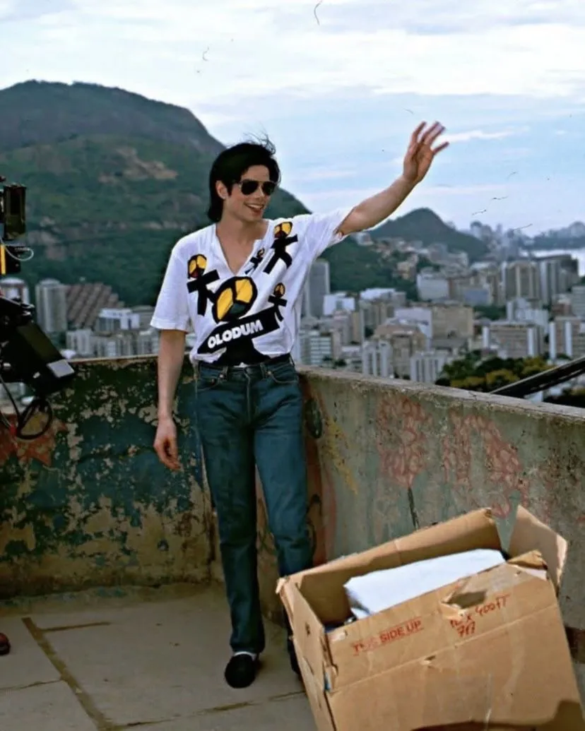 tdcau6 They Don't Care About Us: Uma Laje, Uma Comunidade e um Capítulo da História da Música