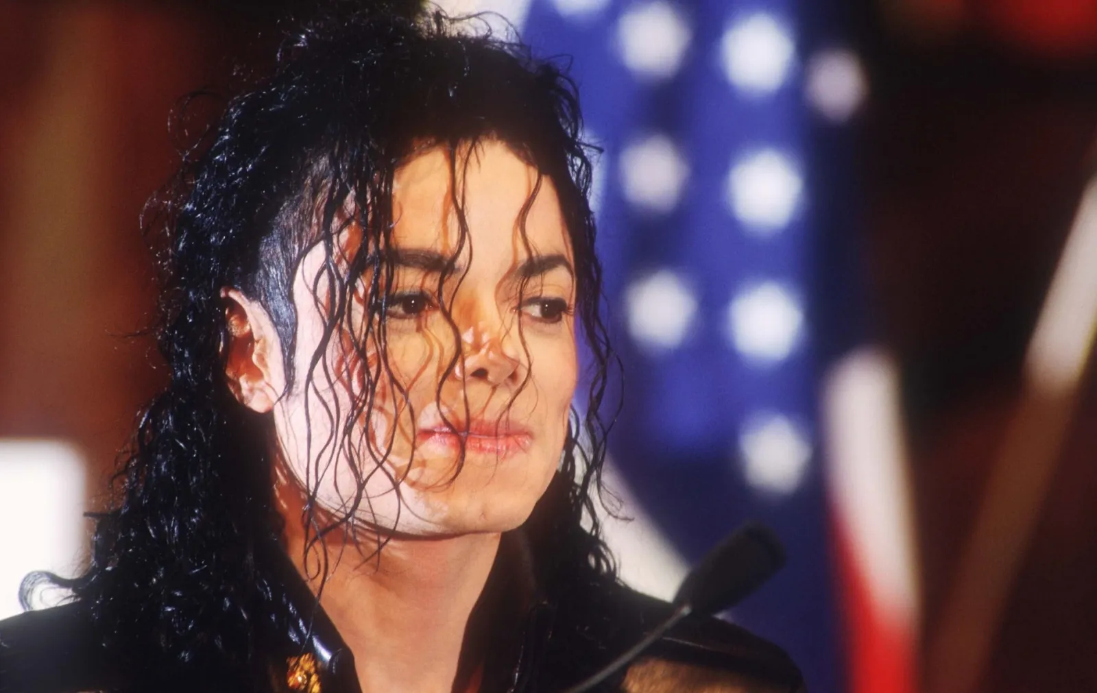 Michael Jackson mantém três álbuns em marcas históricas no Reino Unido 1 Michael Jackson mantém três álbuns em marcas históricas no Reino Unido | 587958694 1384914789665916 126513827956219949 n scaled