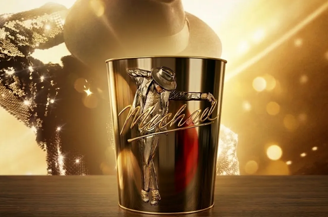 Balde de pipoca do filme de Michael Jackson homenageia apresentação histórica de Billie Jean | mjbeats.com .br Balde de pipopca do filme Michael
