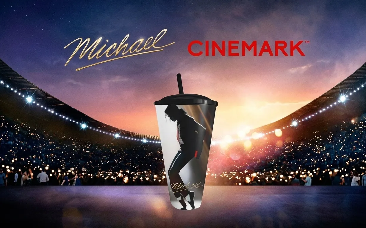 Um copo? Cinemark inicia divulgação de MICHAEL no Brasil | mjbeats.com .br Copo MICHAEL Cinemark
