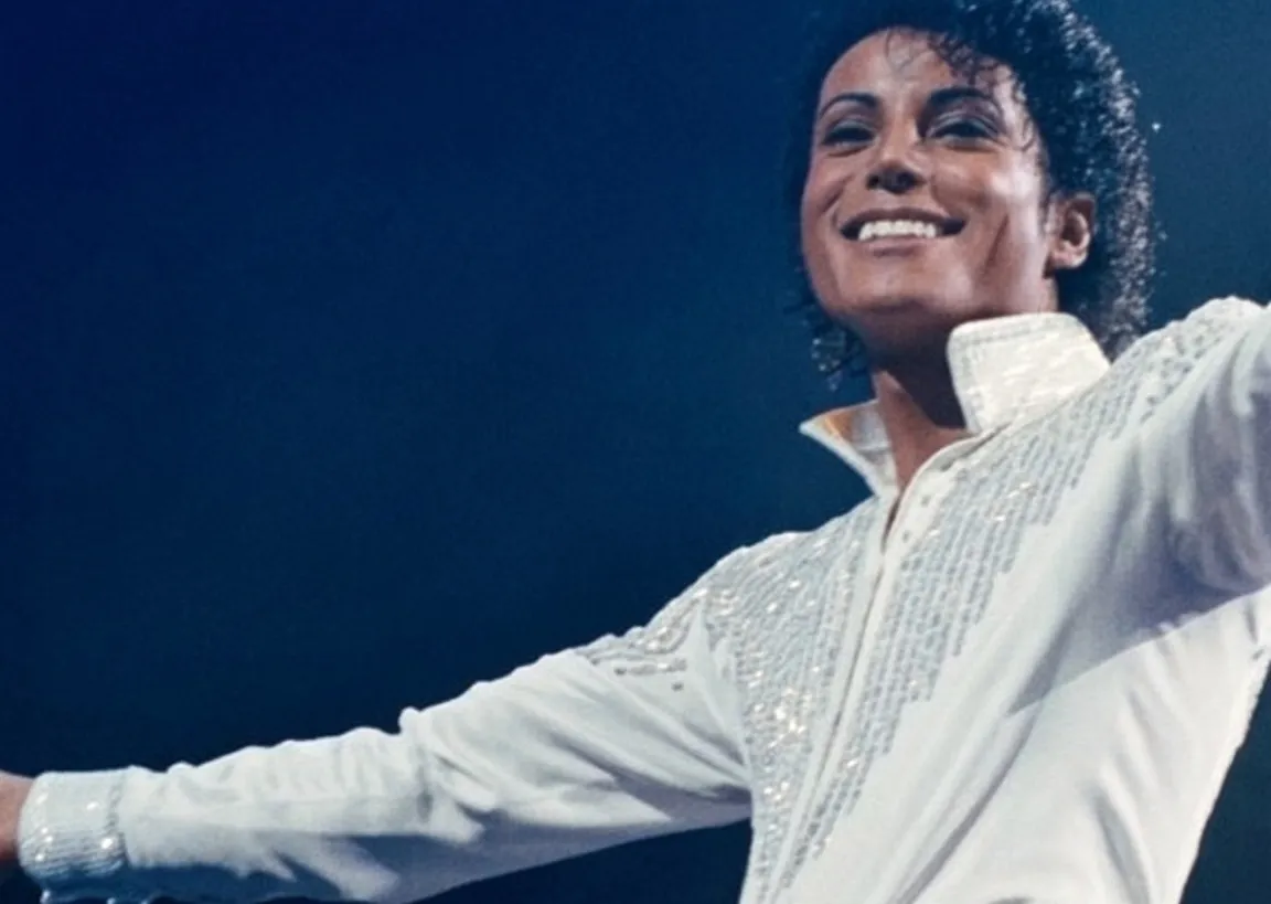 O cinema se prepara para receber MICHAEL, a cinebiografia definitiva do Rei do Pop | mjbeats.com .br Filme Michael Jackson Cinema