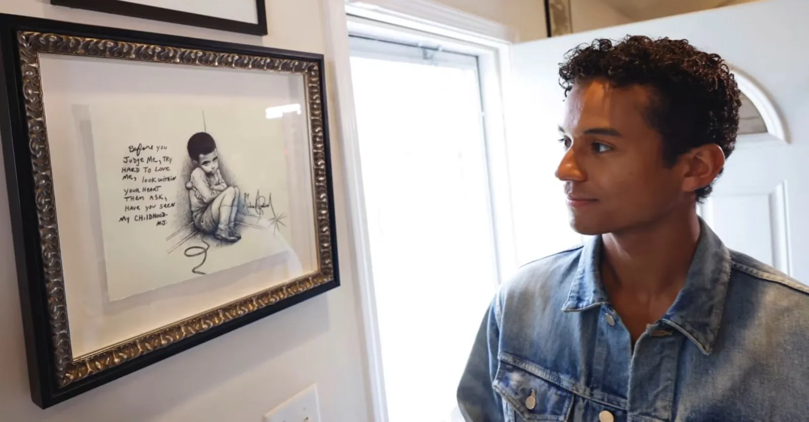 365e6d9e-cf6c-4104-9cc6-aff00fe9c364-1_all_167567 Triste Simetria: o desenho de 'HIStory' moldado em MICHAEL